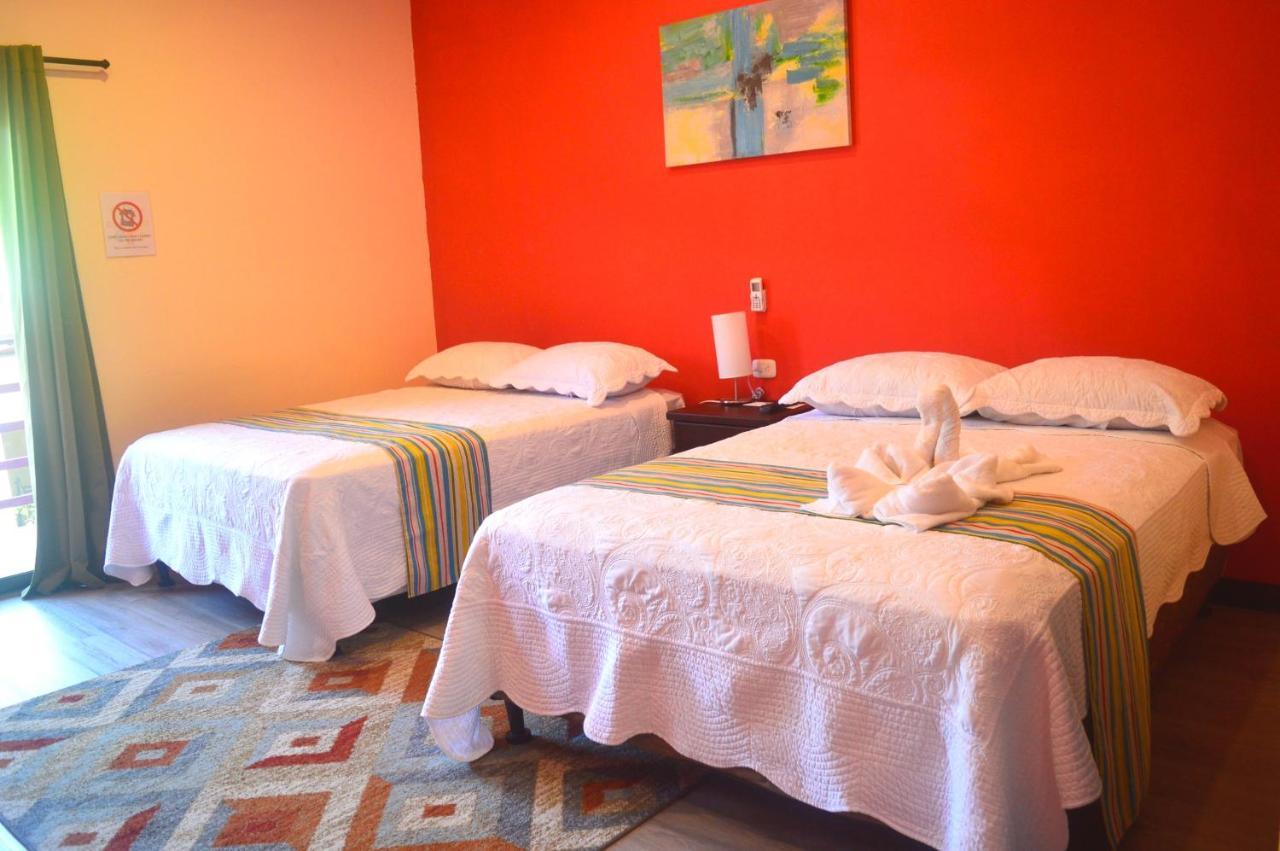 Millenium Manuel Antonio Hotel Exterior foto